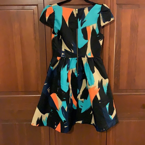 Multi Cap sleeve dress - Picture 2 of 6